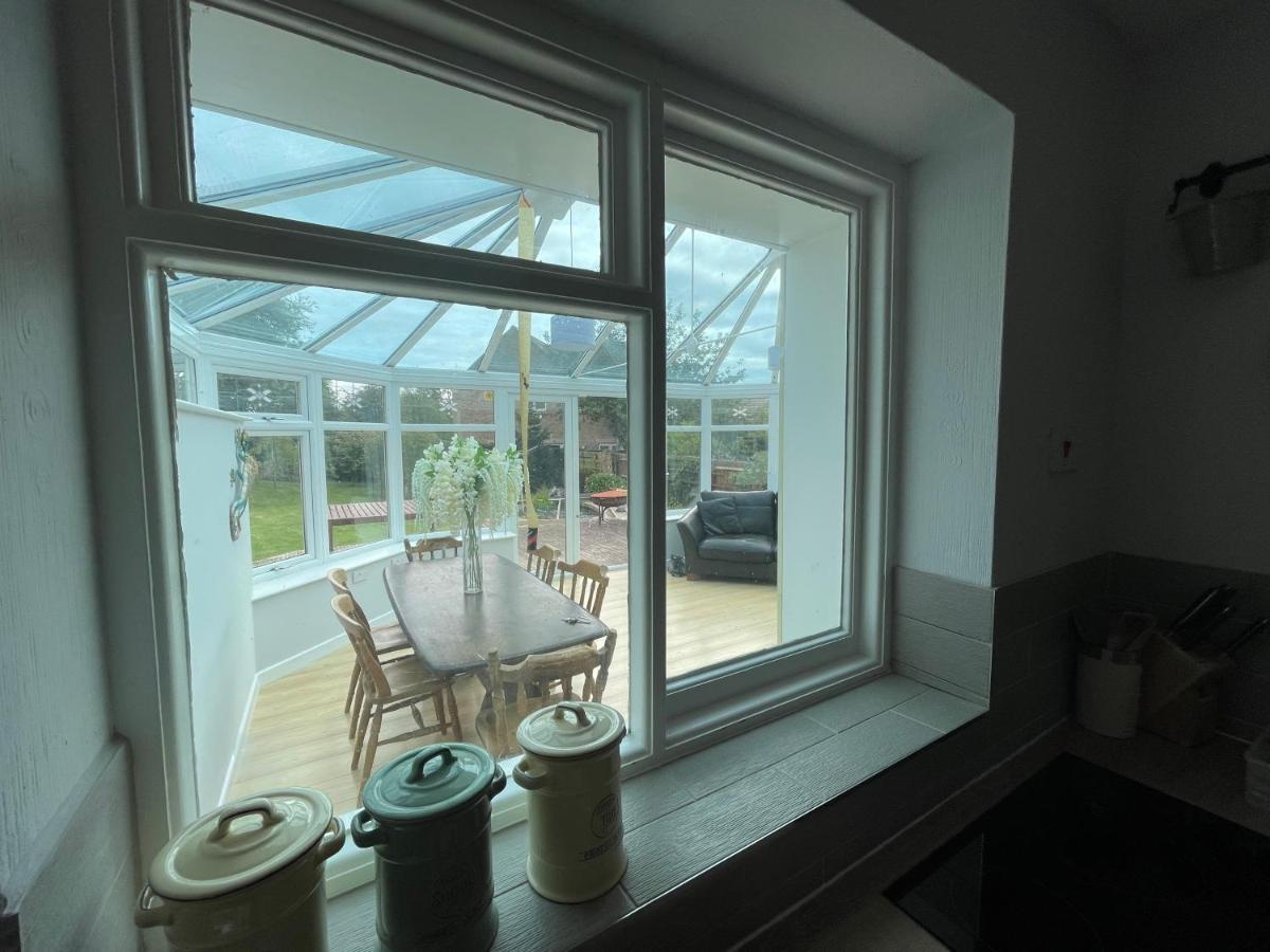 3 Bed Bungalow In Winchcombe, Cotswolds,Gloucester Extérieur photo