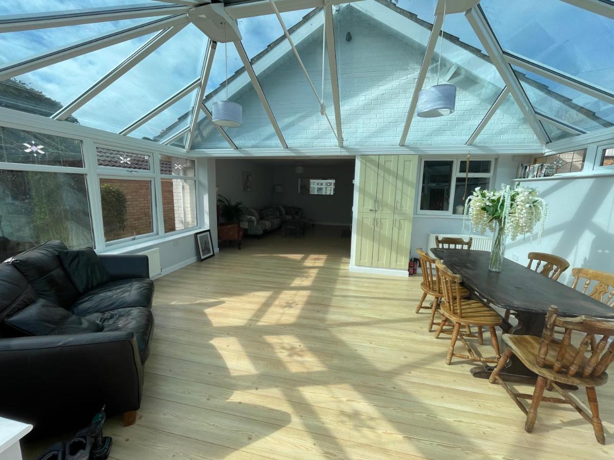 3 Bed Bungalow In Winchcombe, Cotswolds,Gloucester Extérieur photo